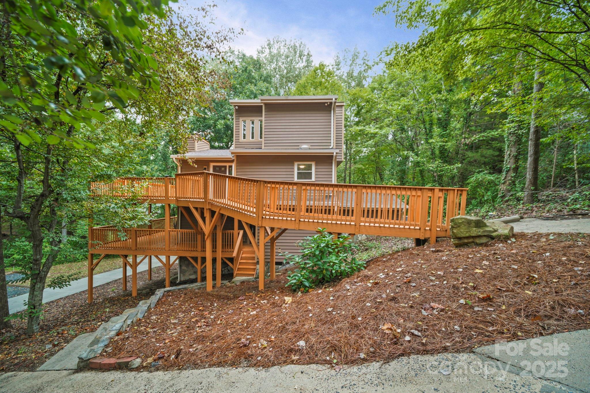 8012 Briardale Drive, Charlotte, NC. property listing photo