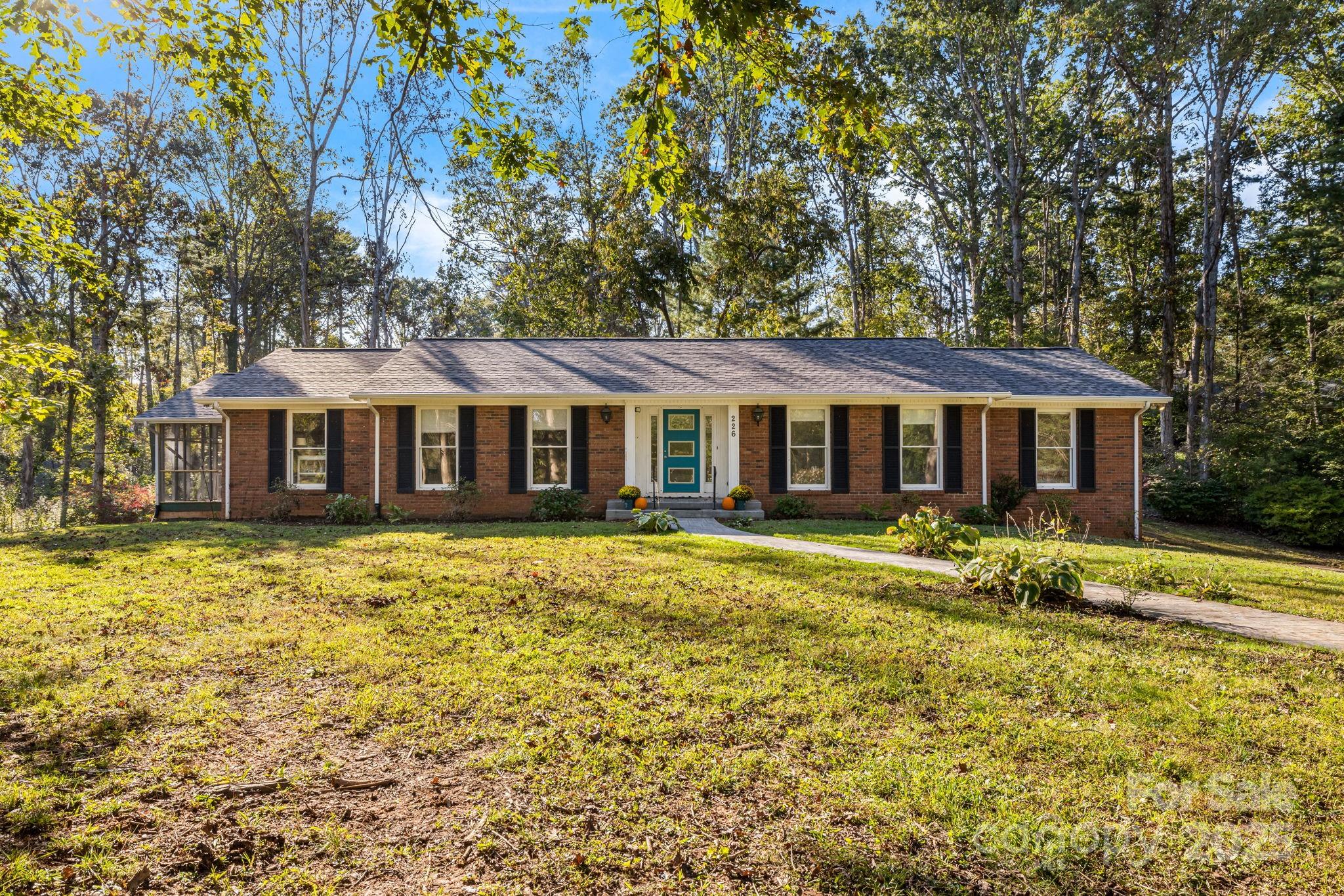 226 Wildflower Road, Asheville, NC. property listing photo