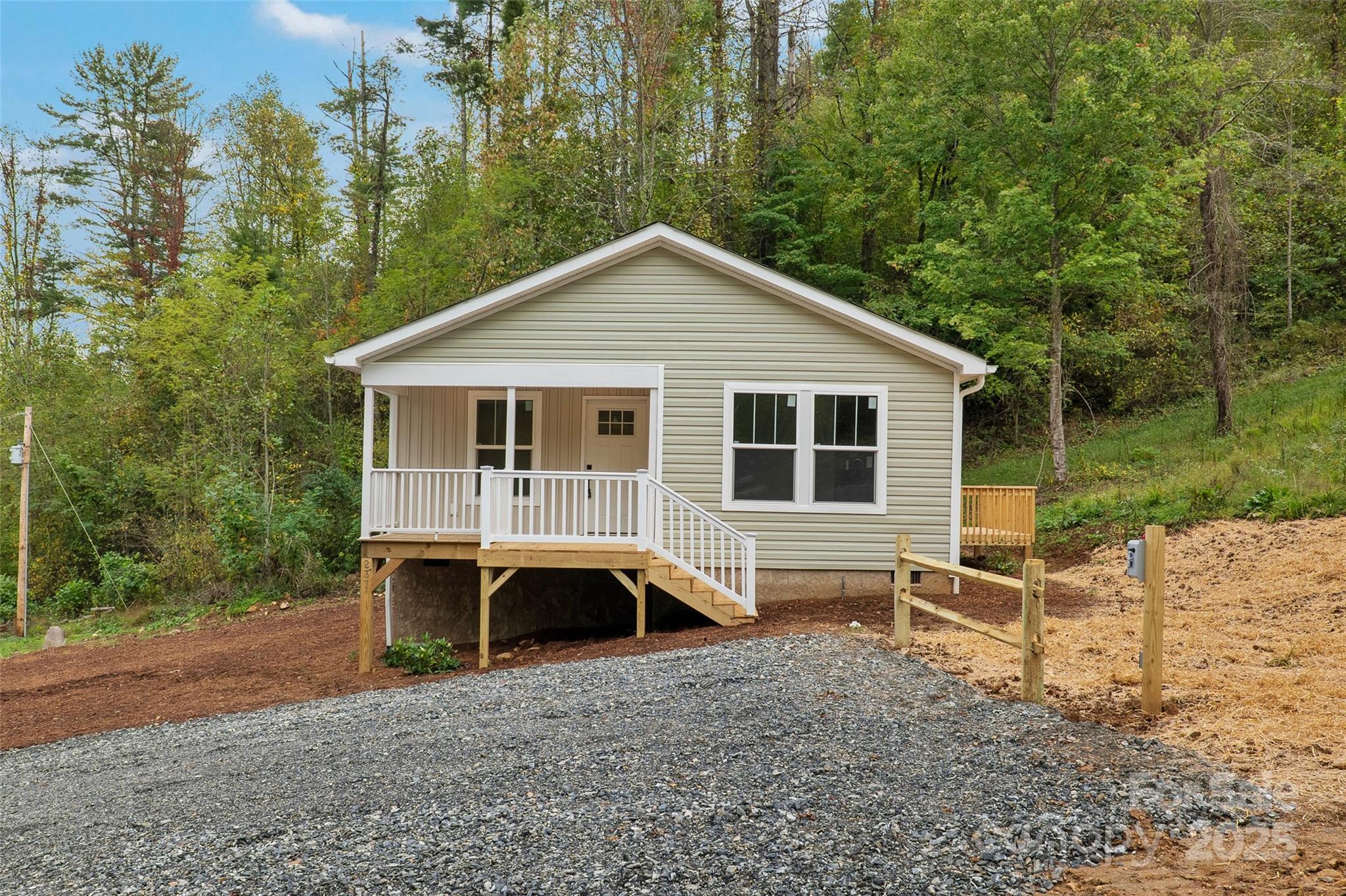 237 Hickory Nut Ridge Apt 10, Burnsville, NC. property listing photo
