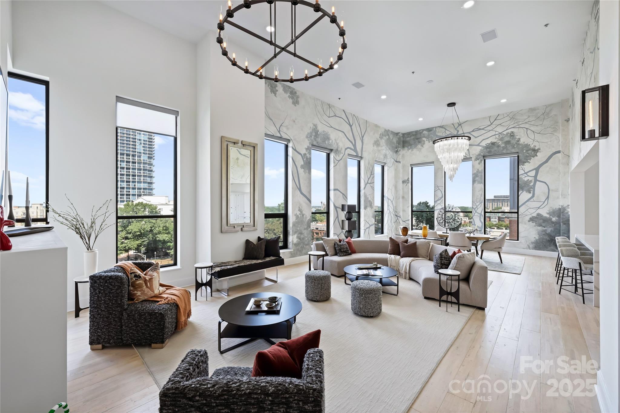 127 N Tryon Street Apt 615, Charlotte, NC. property listing photo