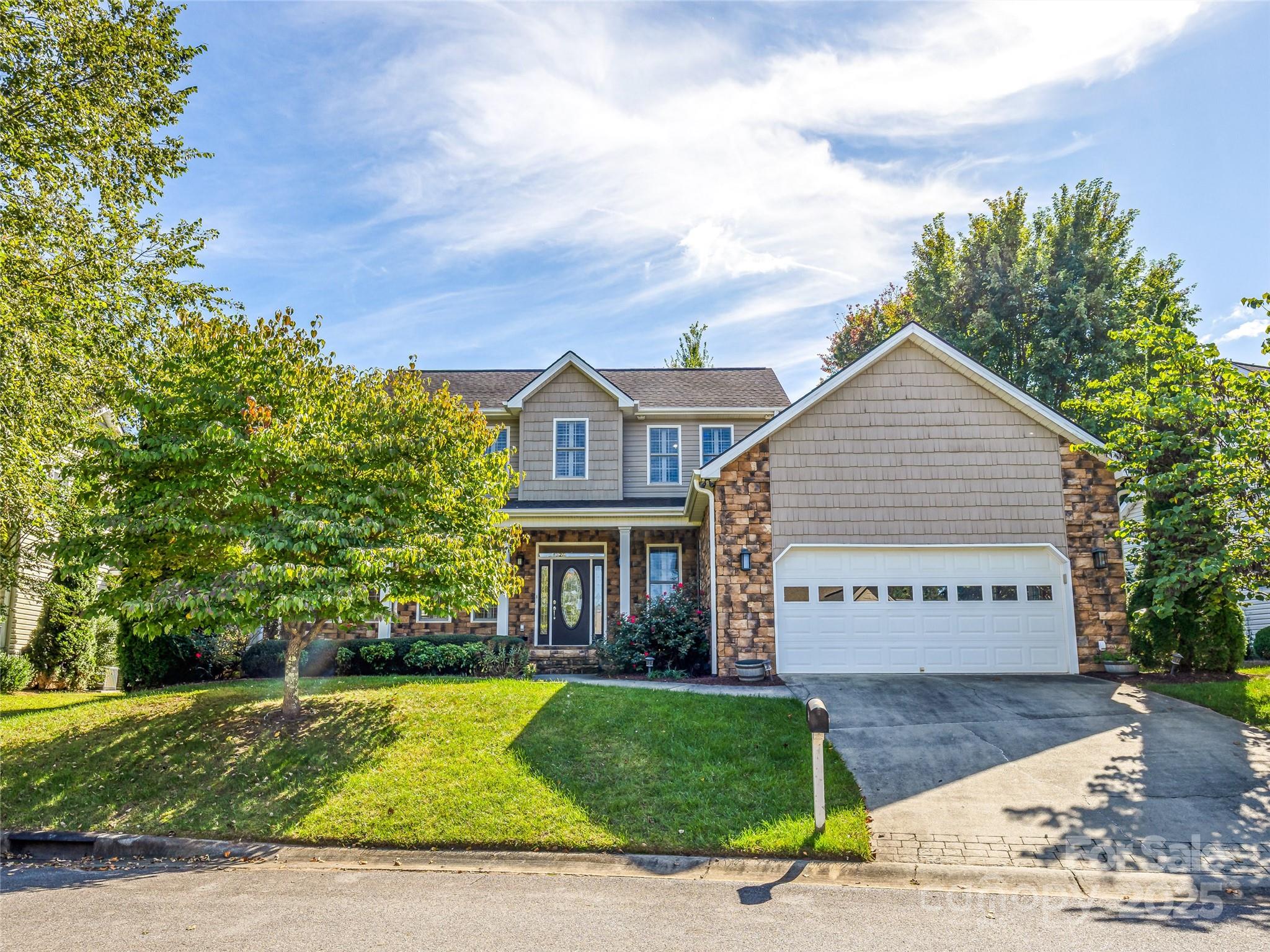 51 Driftstone, Arden, NC. property listing photo