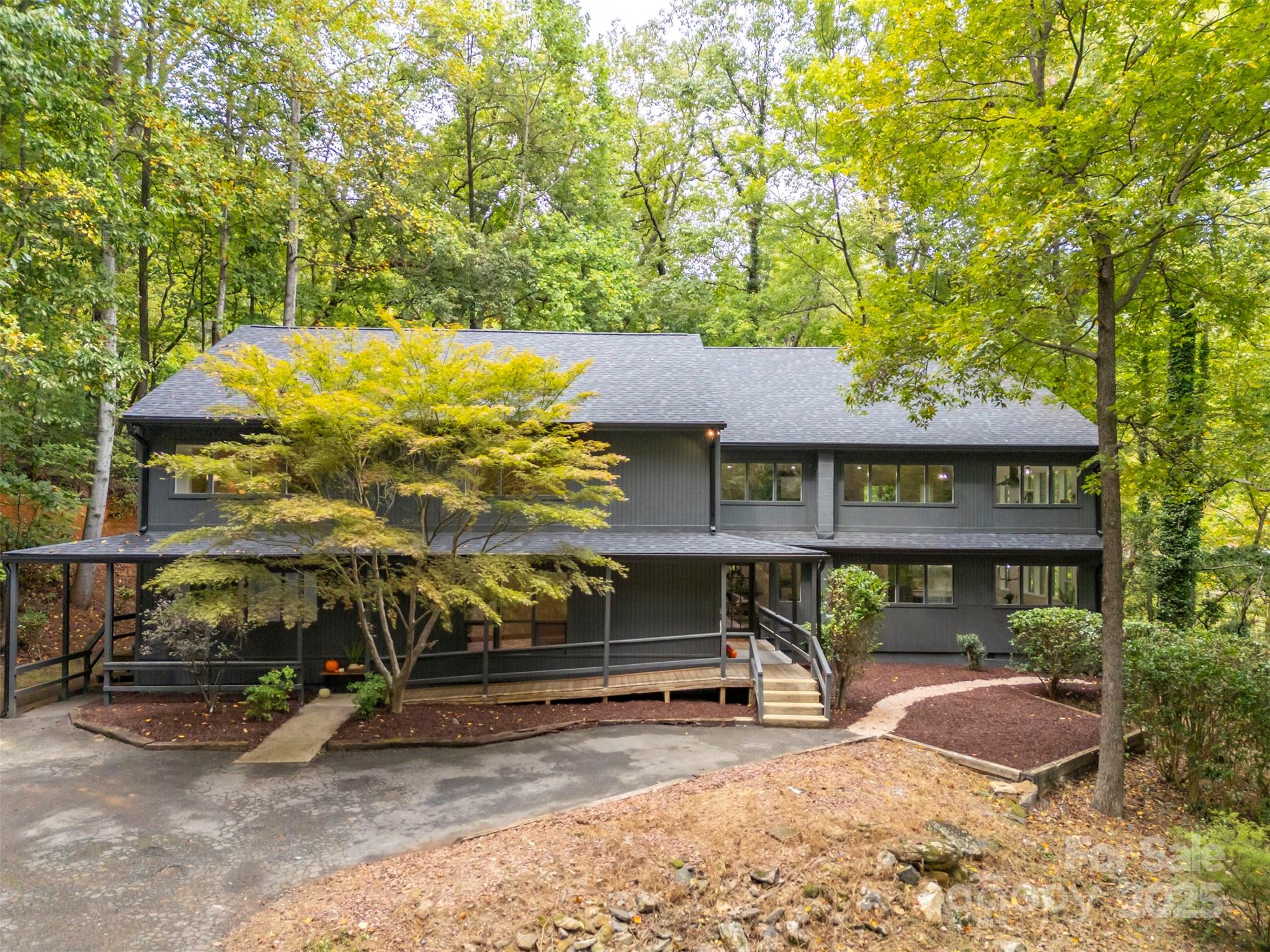 160 Lasae Lane, Tryon, NC. property listing photo