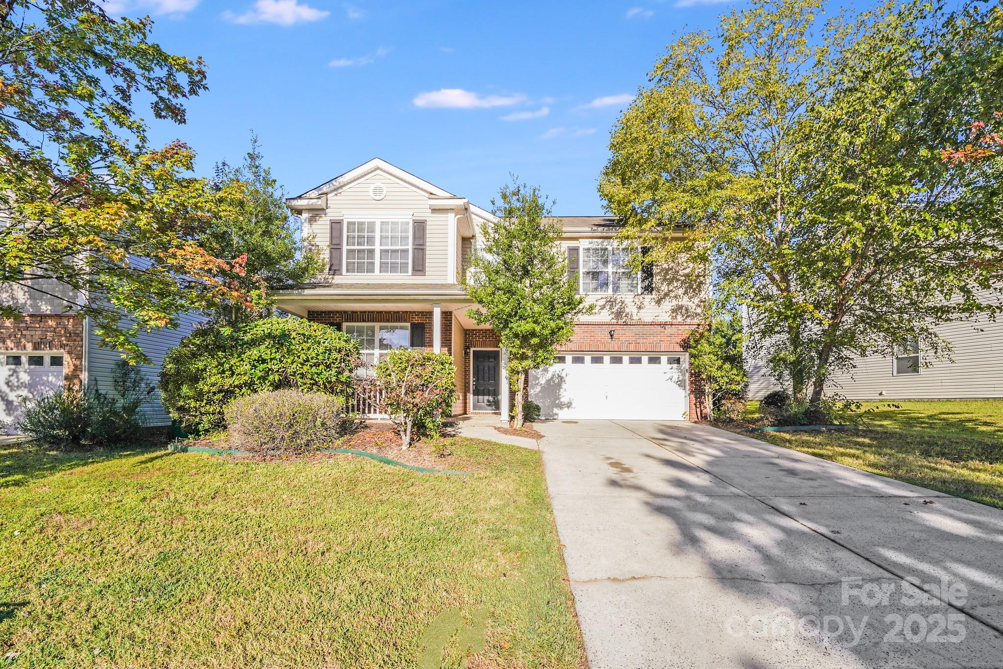 7403 Lamplighter Close Drive, Matthews, NC. property listing photo