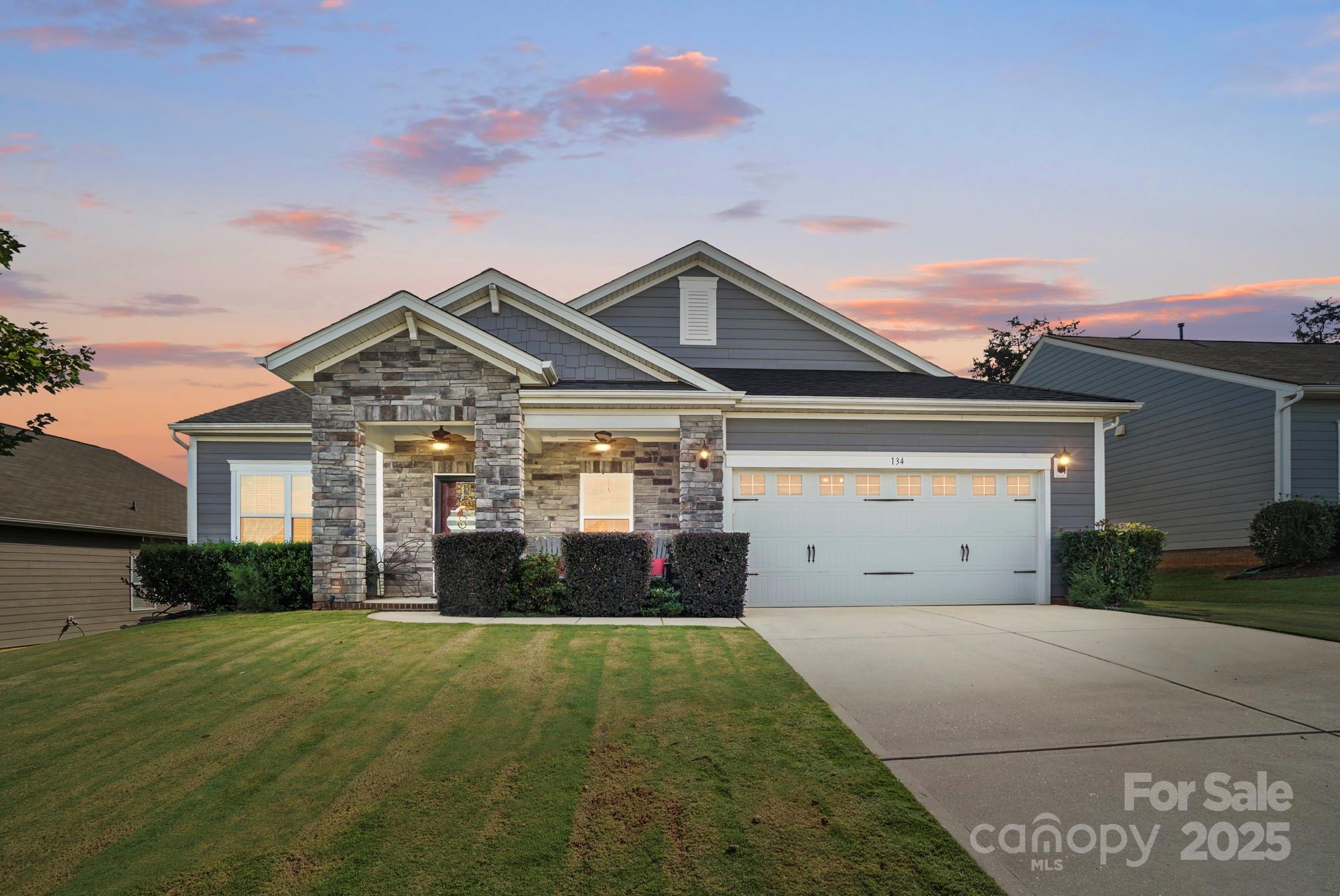 134 E Neel Ranch Road Apt 13, Mooresville, NC. property listing photo