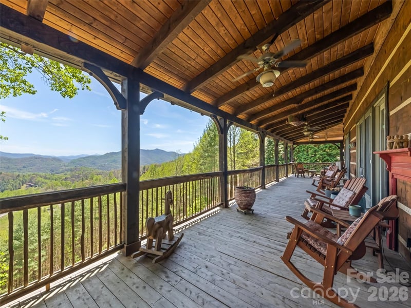 234 Historic Oak Trail, Waynesville, NC - 3 beds, 4.5 baths, 4,531 sqft - $1,475,000