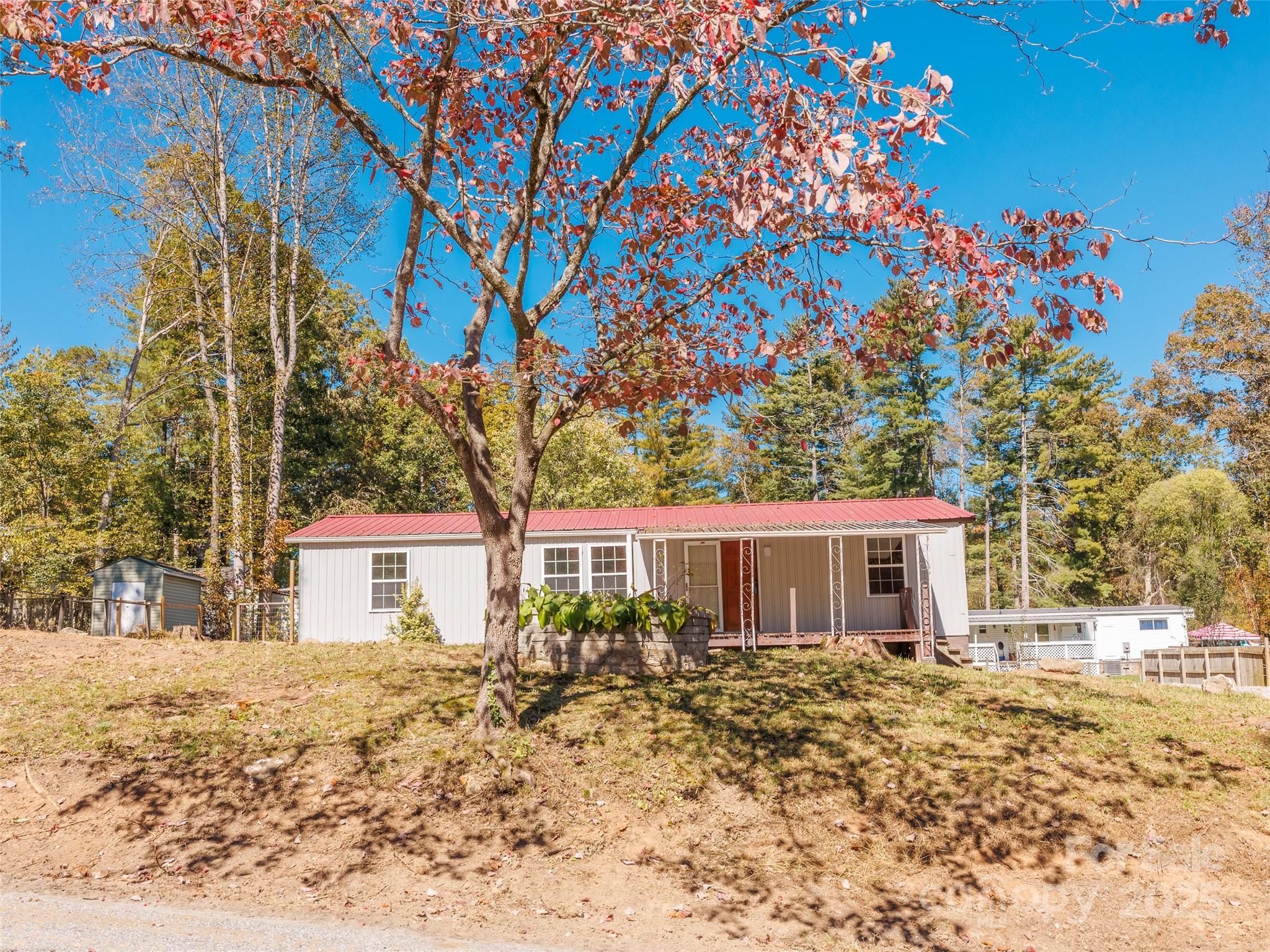 88 Puma, Hendersonville, NC. property listing photo