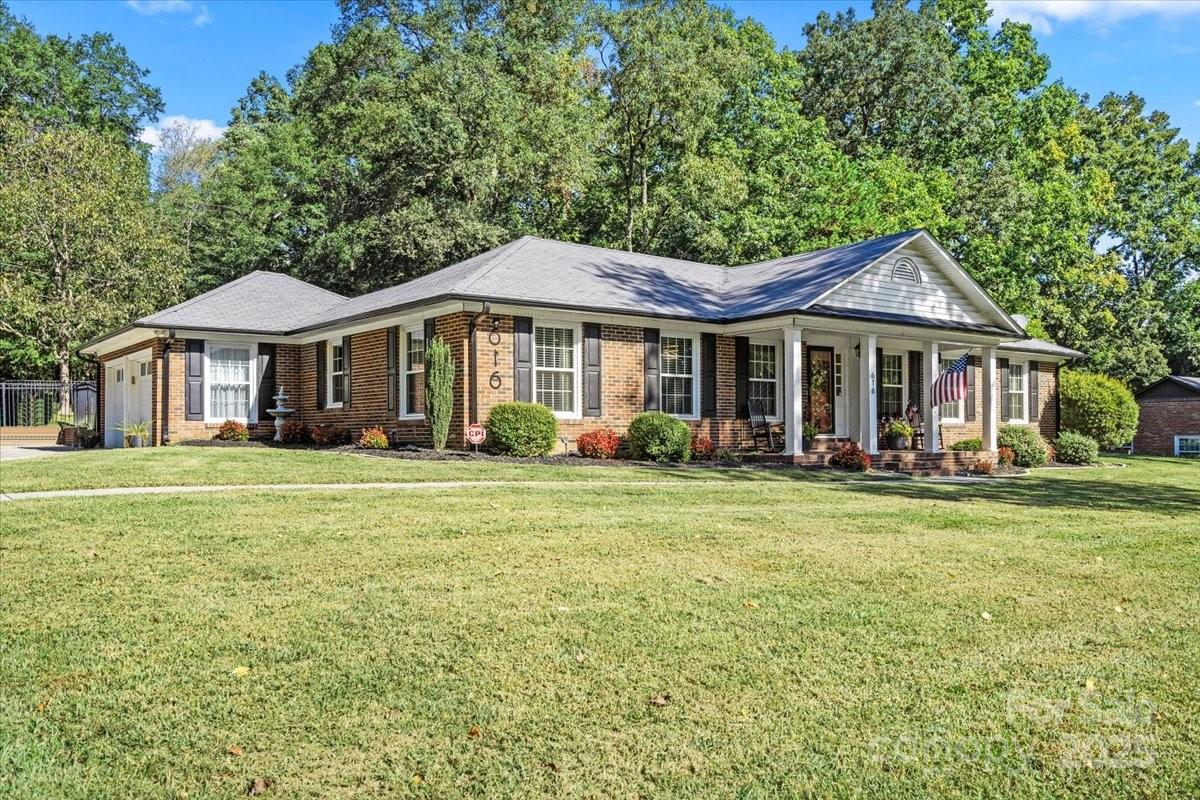 616 Coulwood, Charlotte, NC. property listing photo