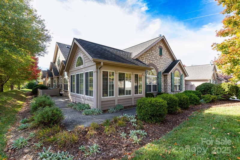92 Mountain Meadow, Weaverville, NC - 2 beds, 2 baths, 1,862 sqft - $510,000
