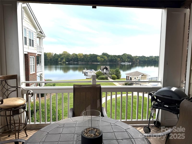 930 Jetton Street Apt 20, Davidson, NC - 3 beds, 2 baths, 1,508 sqft - $660,000