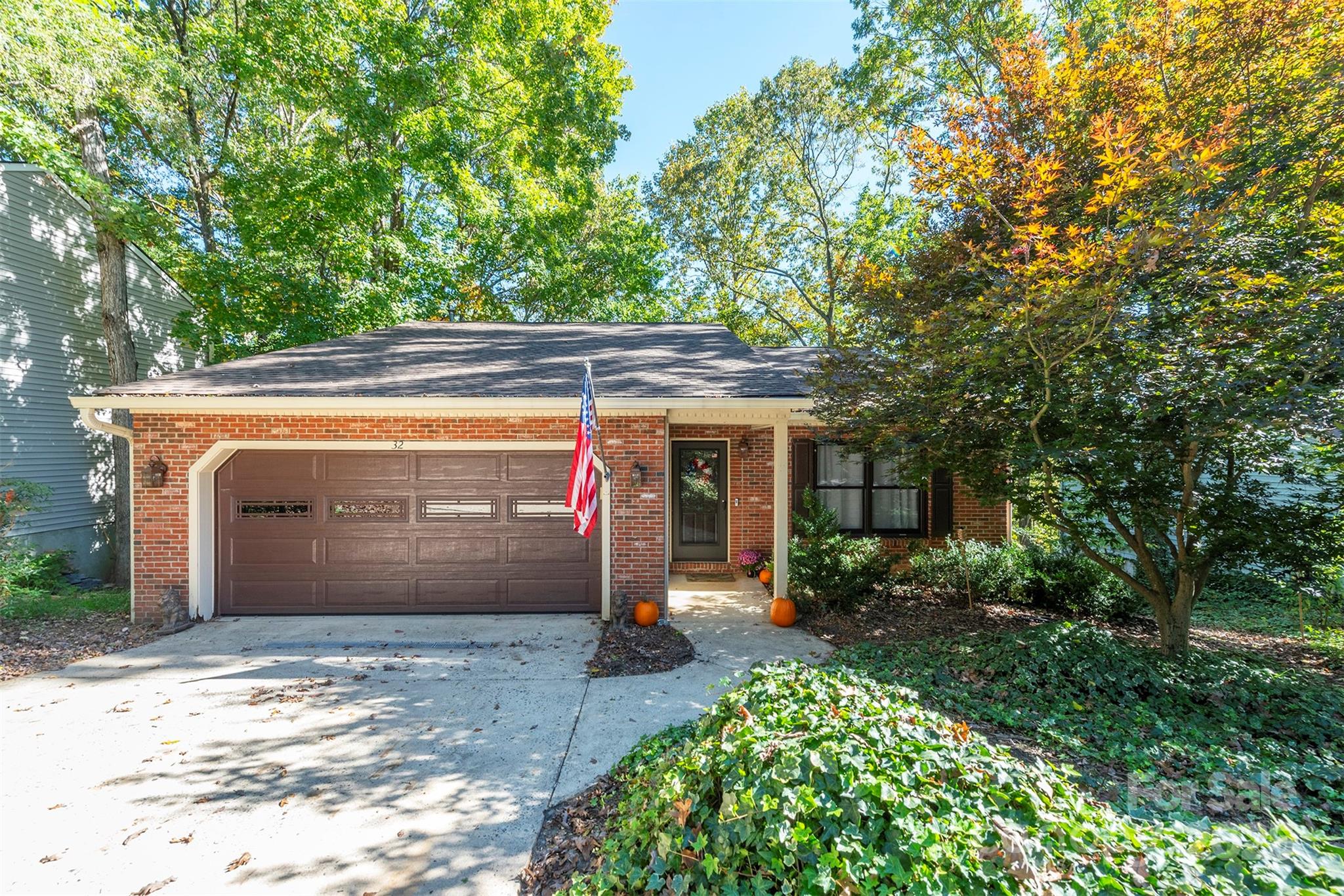 32 Foxberry, Arden, NC. property listing photo