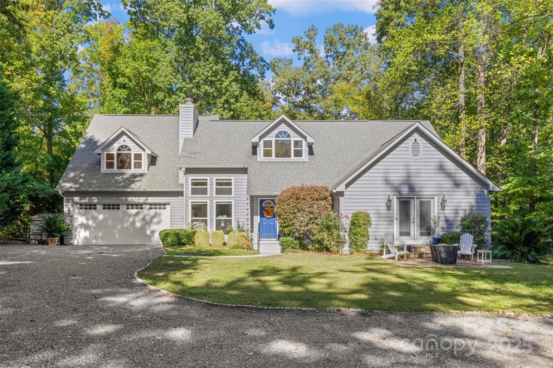 1326 Clifflure, Fort Mill, SC - 4 beds, 3 baths, 2,829 sqft - $769,900