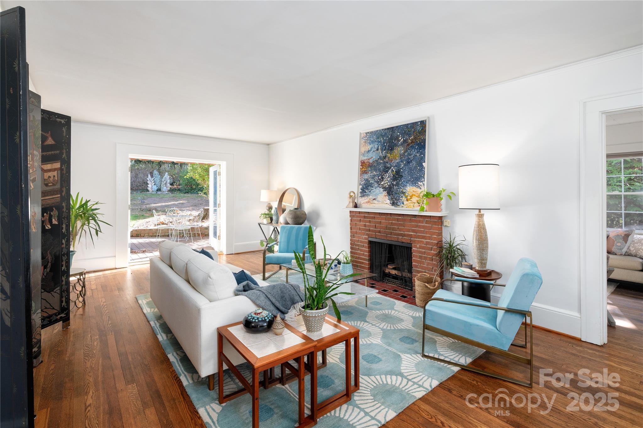303 Country Club, Asheville, NC. property listing photo