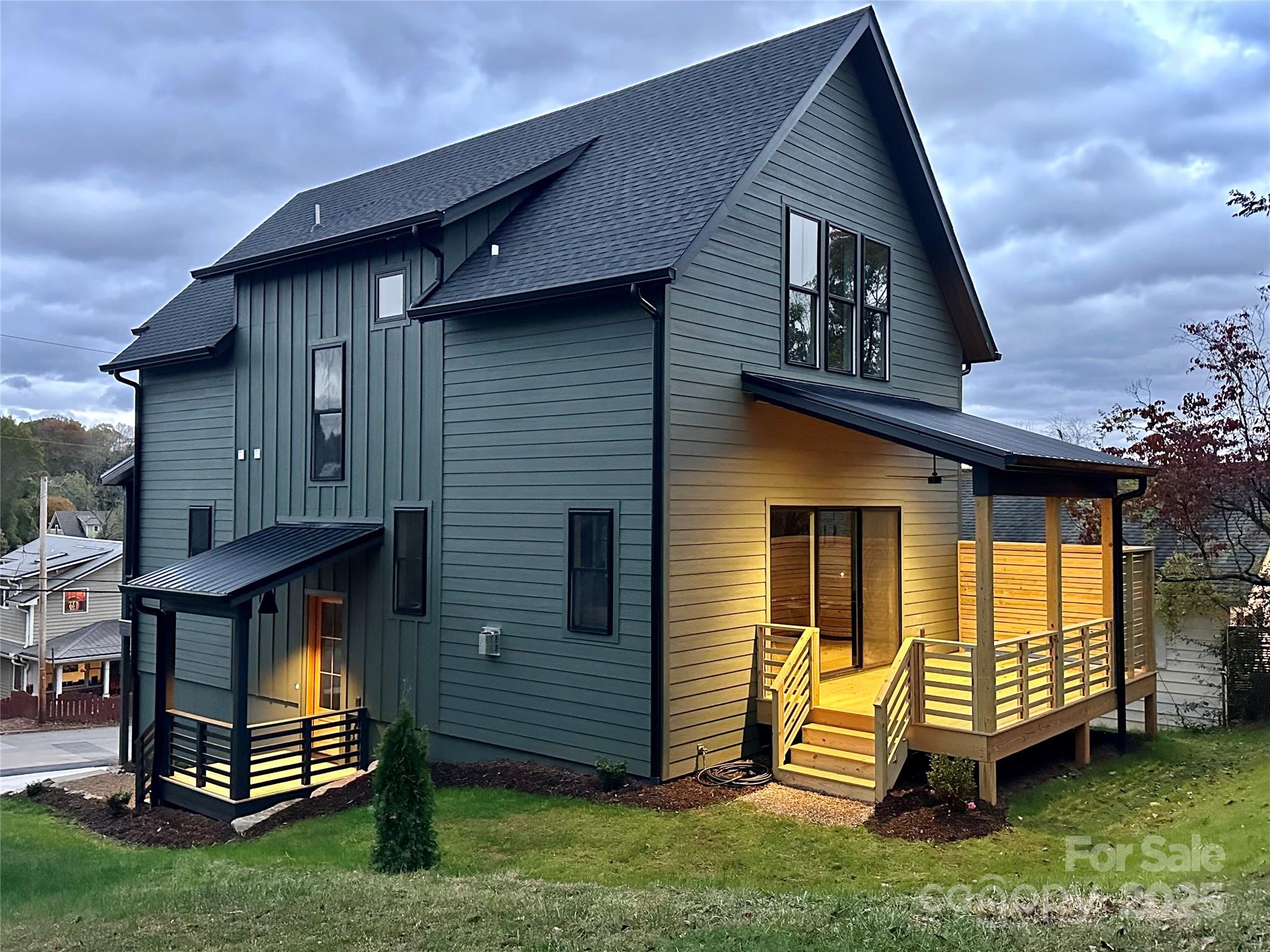 135 Swannanoa Avenue, Asheville, NC. property listing photo