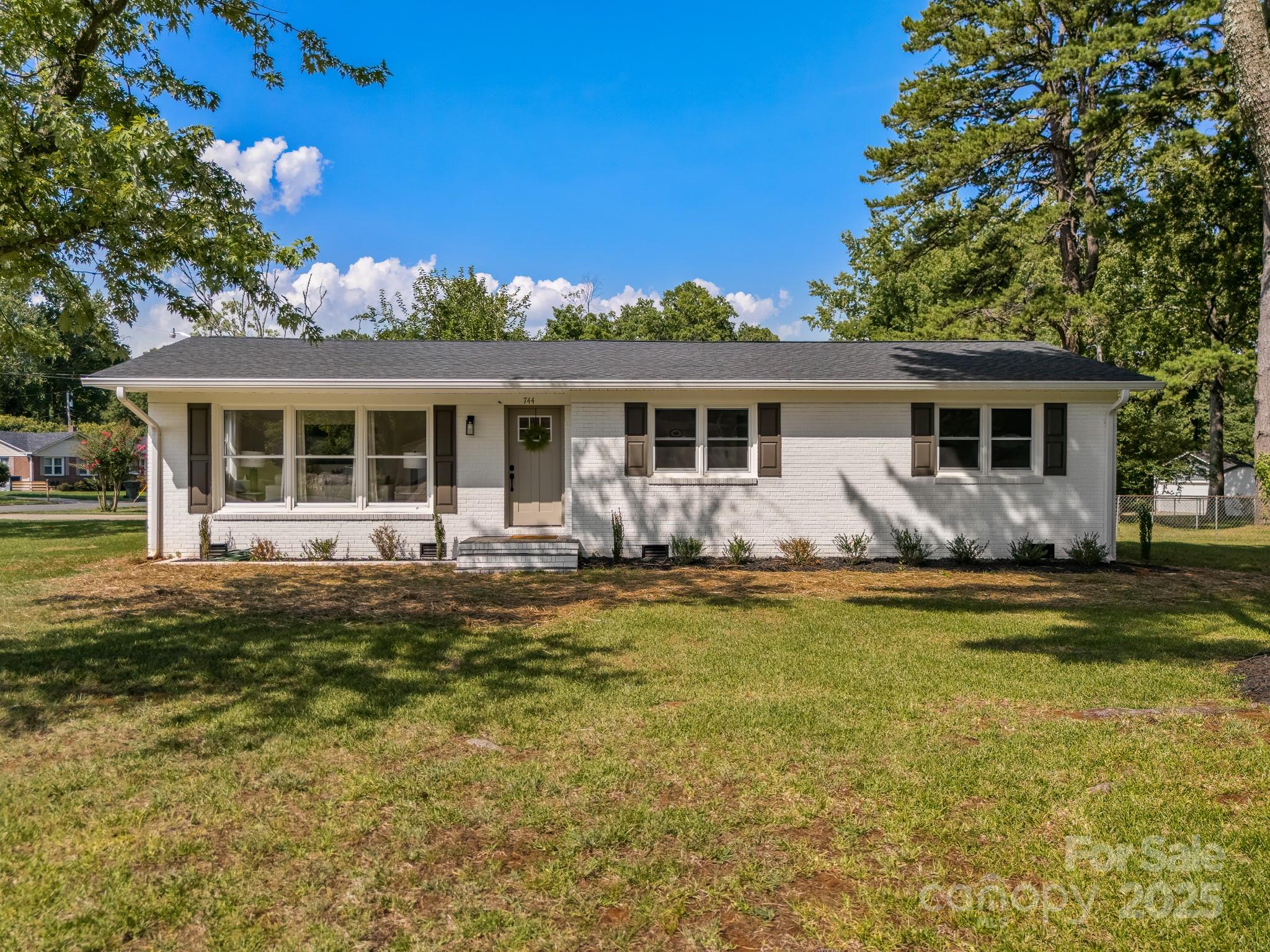 744 University Drive, Rock Hill, SC. property listing photo