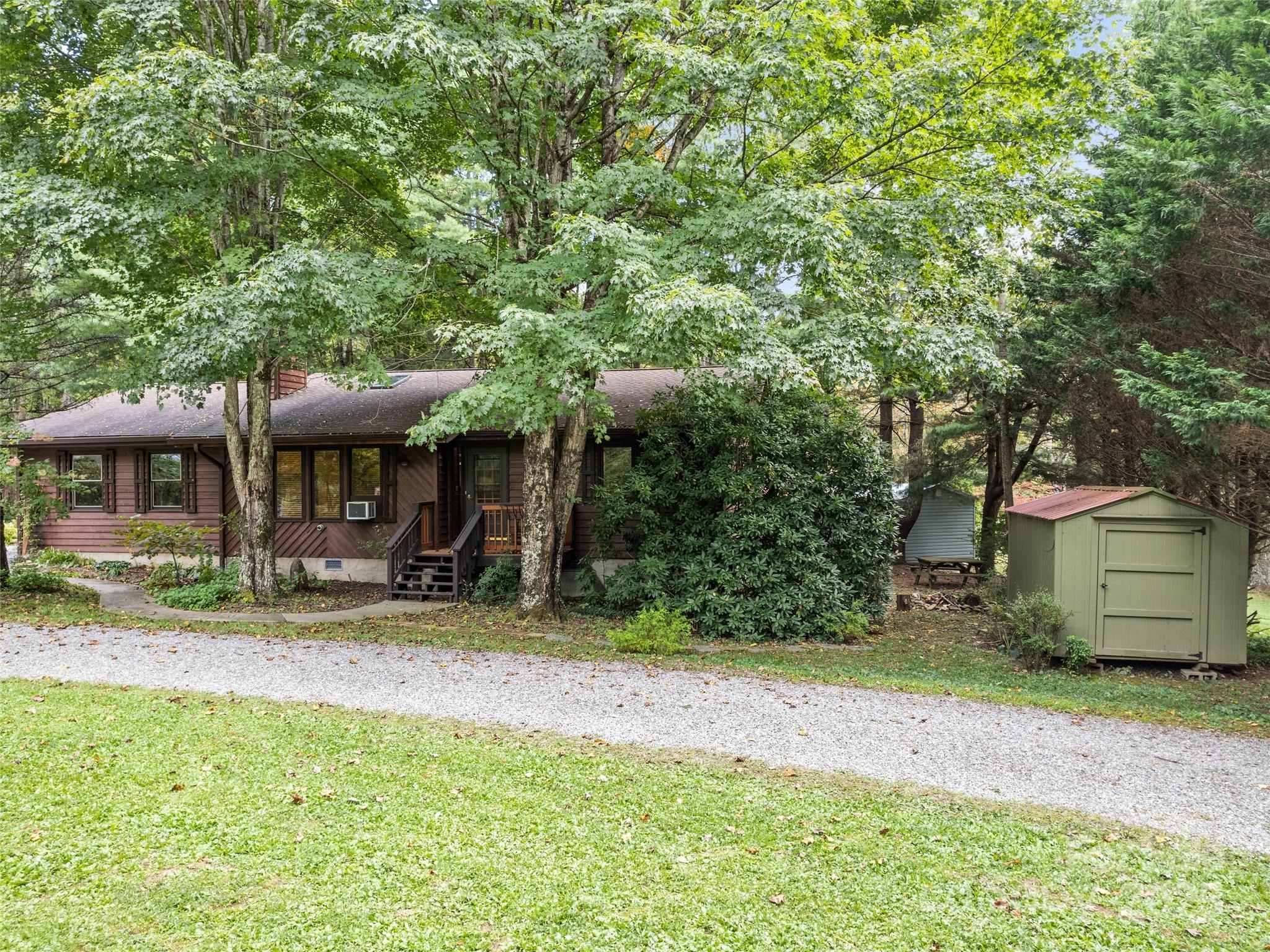 182 Laurel Branch, Maggie Valley, NC. property listing photo