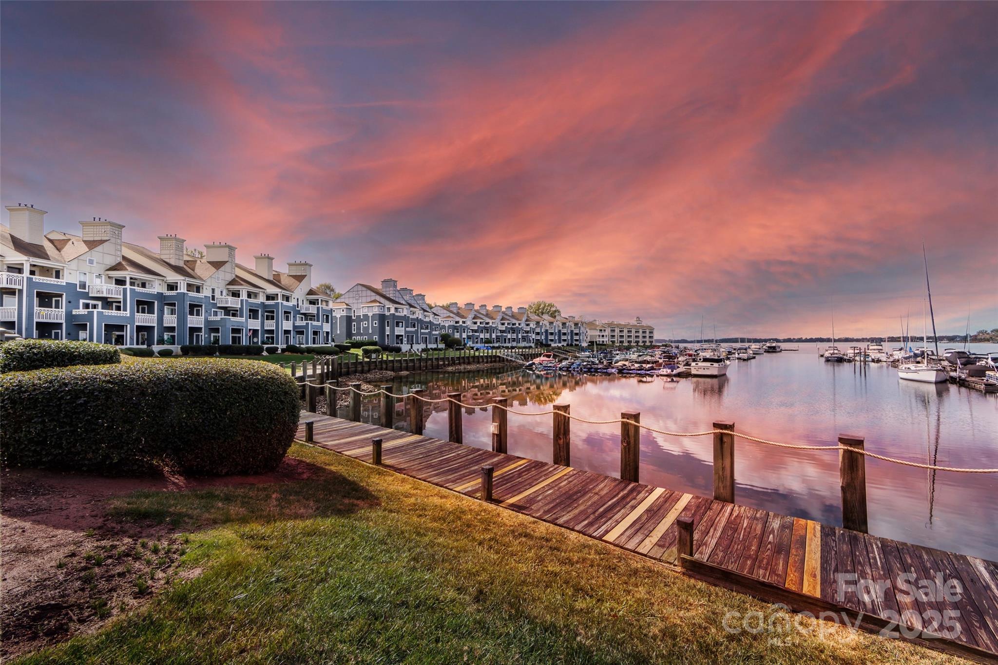 18861 Vineyard Point, Cornelius, NC. property listing photo