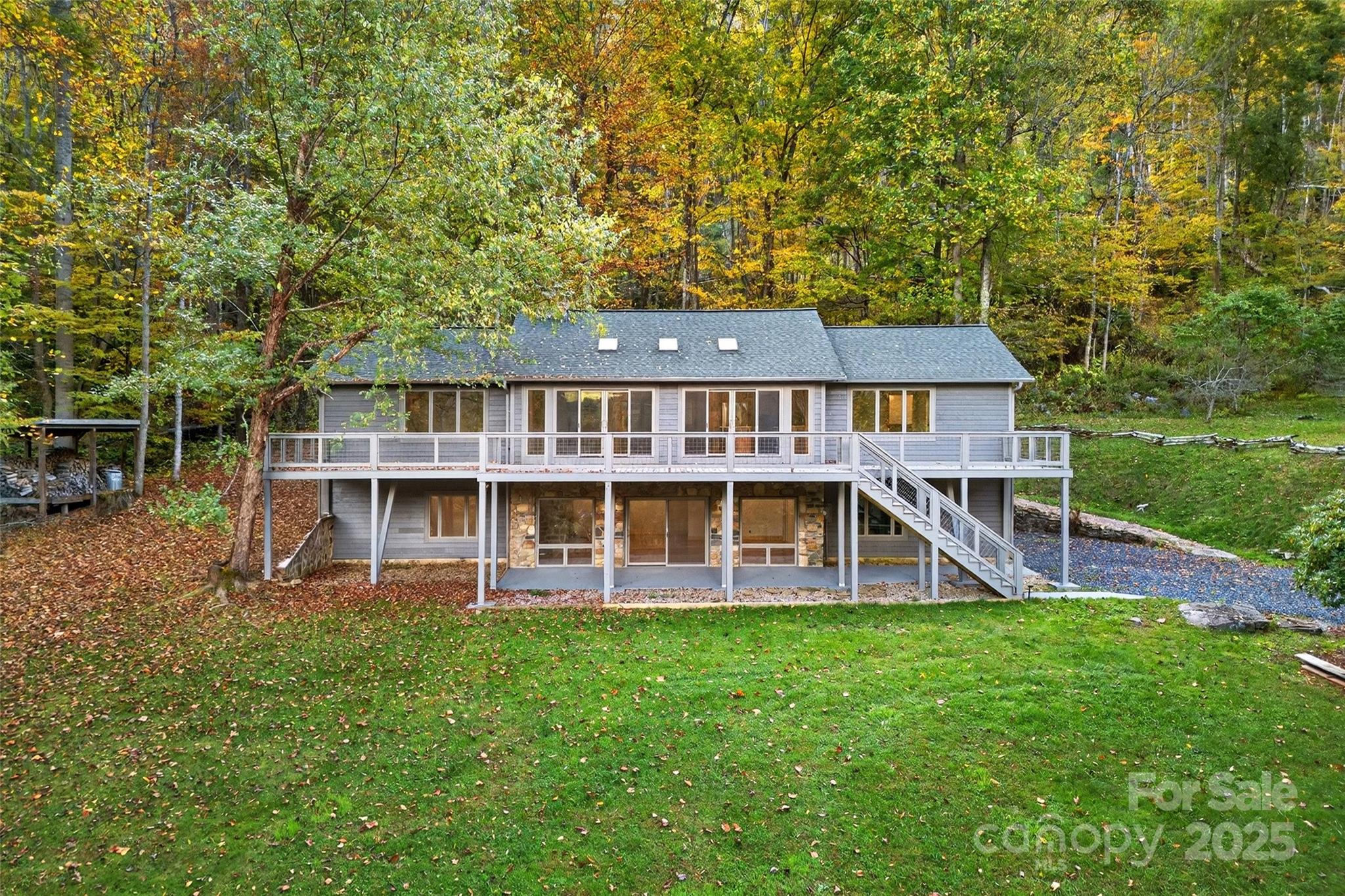 575 Croft Way, Bakersville, NC. property listing photo