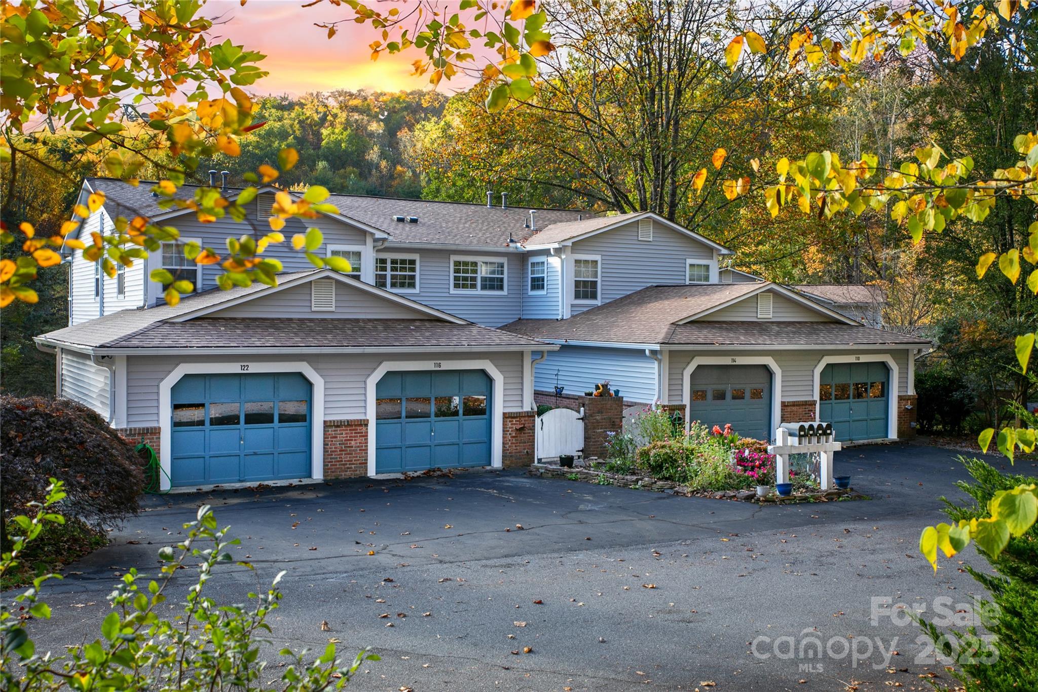 110 Lakeview Court, Brevard, NC. property listing photo