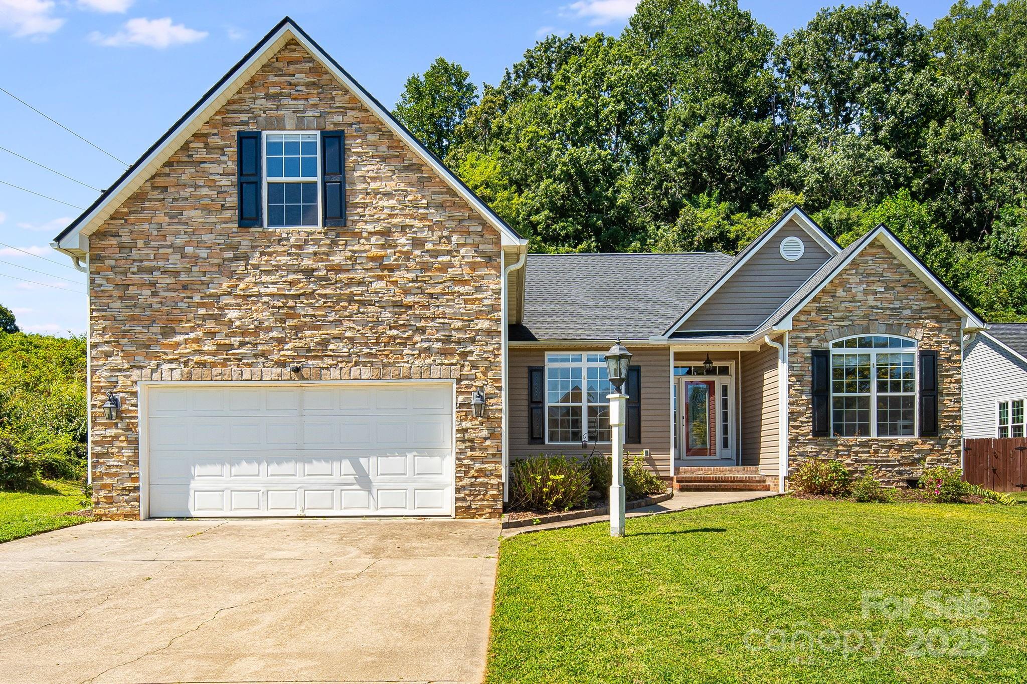 7 Groton Way, Arden, NC. property listing photo