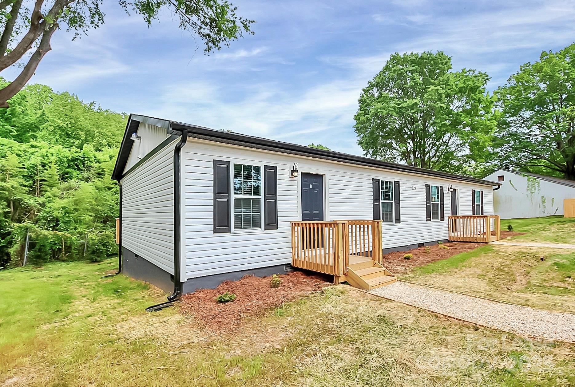 1027 Little Avenue D, Gastonia, NC. property listing photo