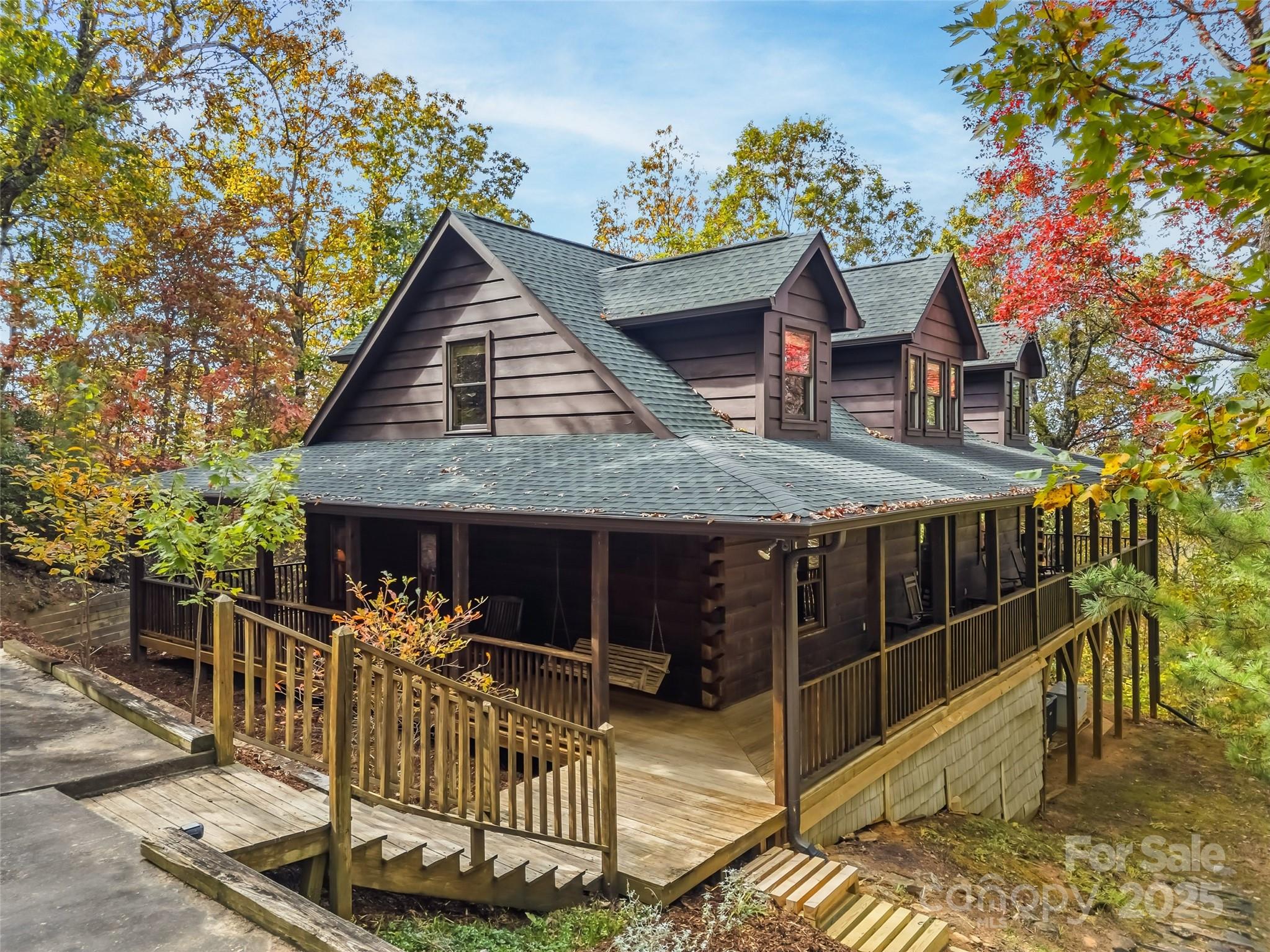 167 Mountain Vista Drive, Saluda, NC. property listing photo