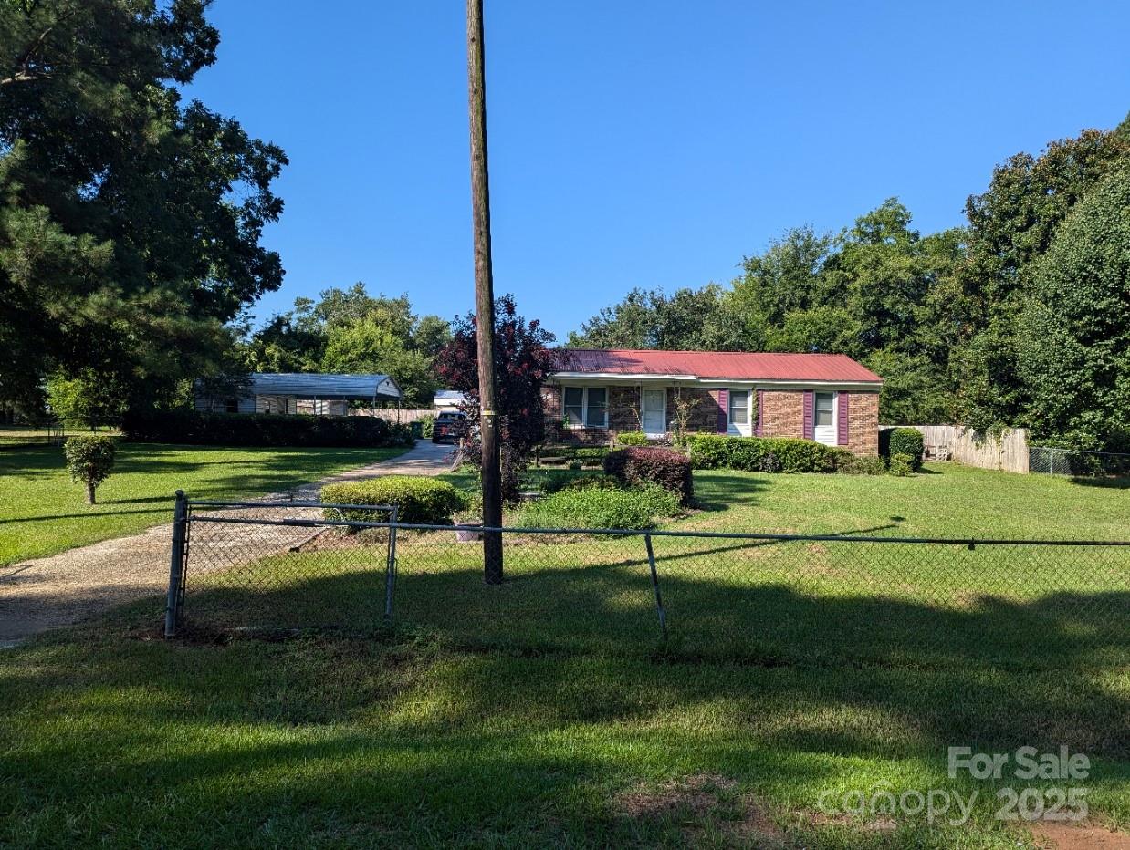 561 Craig Circle, Bennettsville, SC. property listing photo