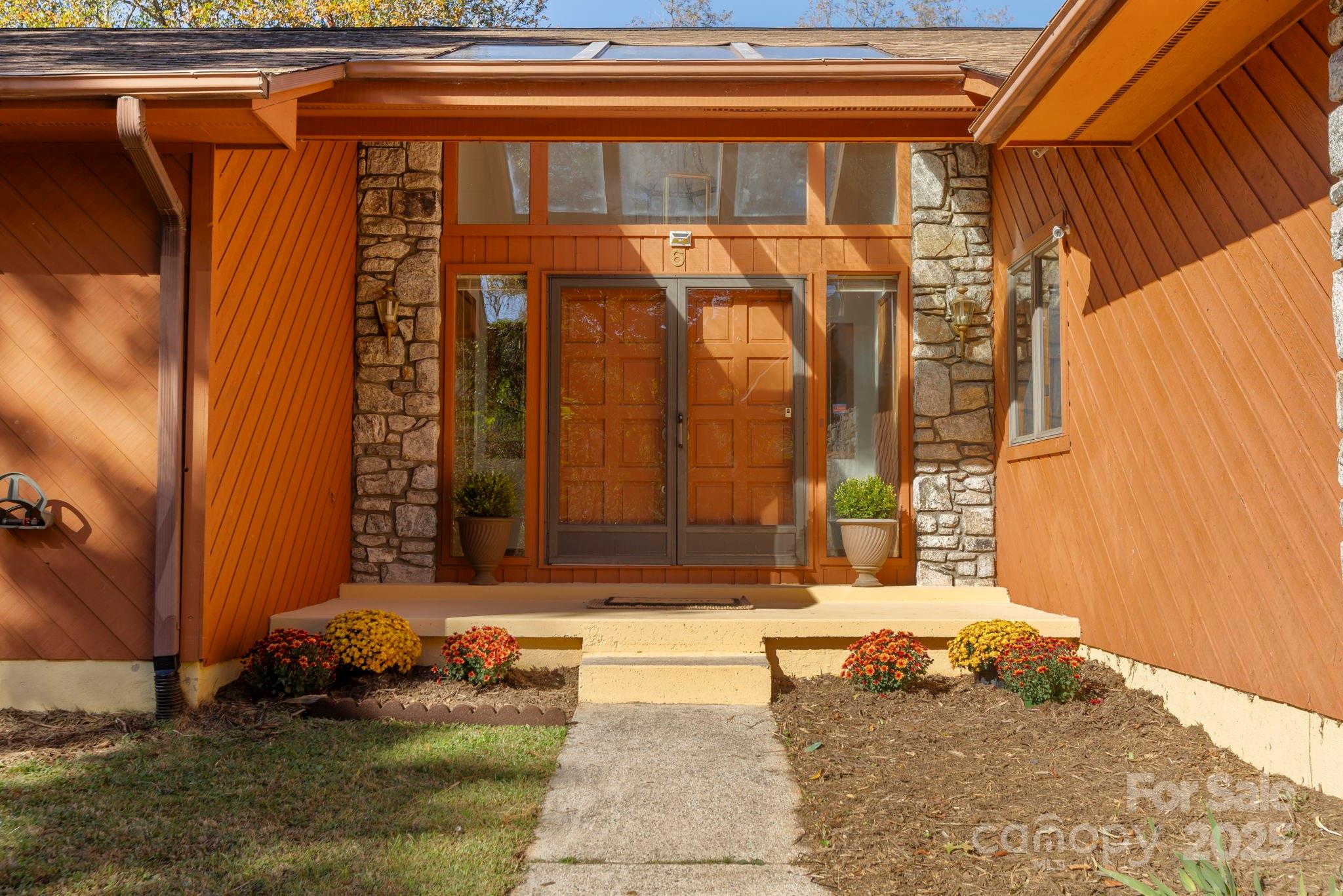 6 Haw Creek Circle, Asheville, NC. property listing photo