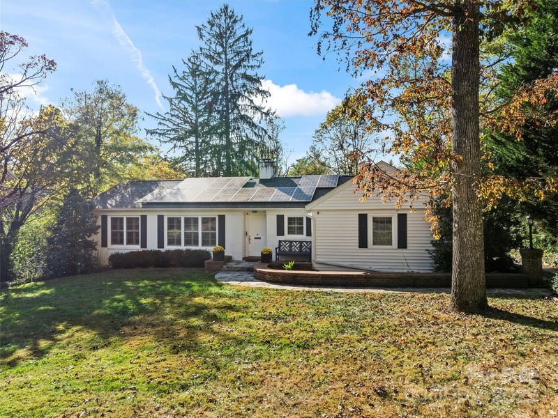 9 Hilltop Road, Asheville, NC - 3 beds, 3 baths, 1,999 sqft - $995,000