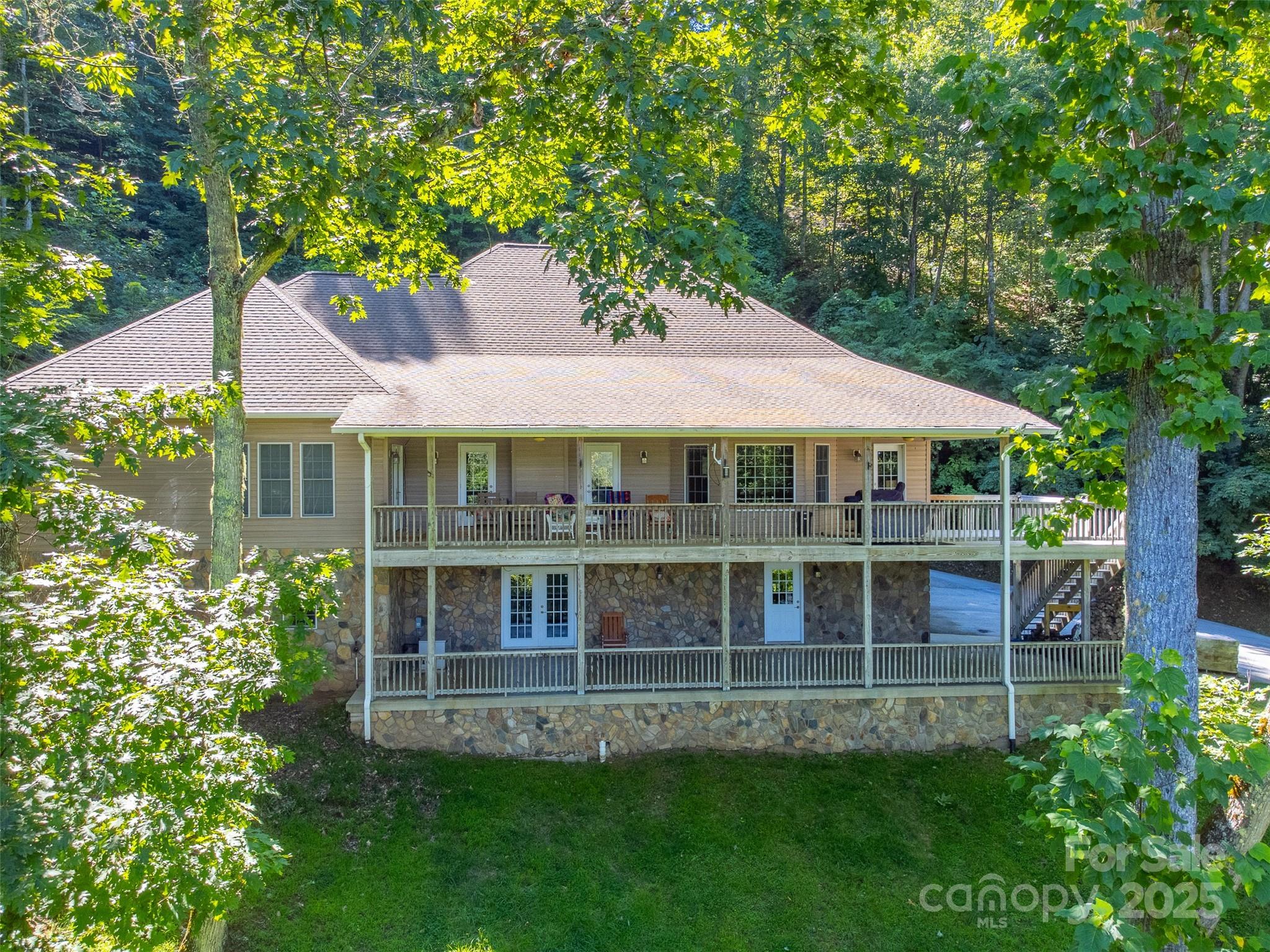 1838 Coman, Franklin, NC. property listing photo