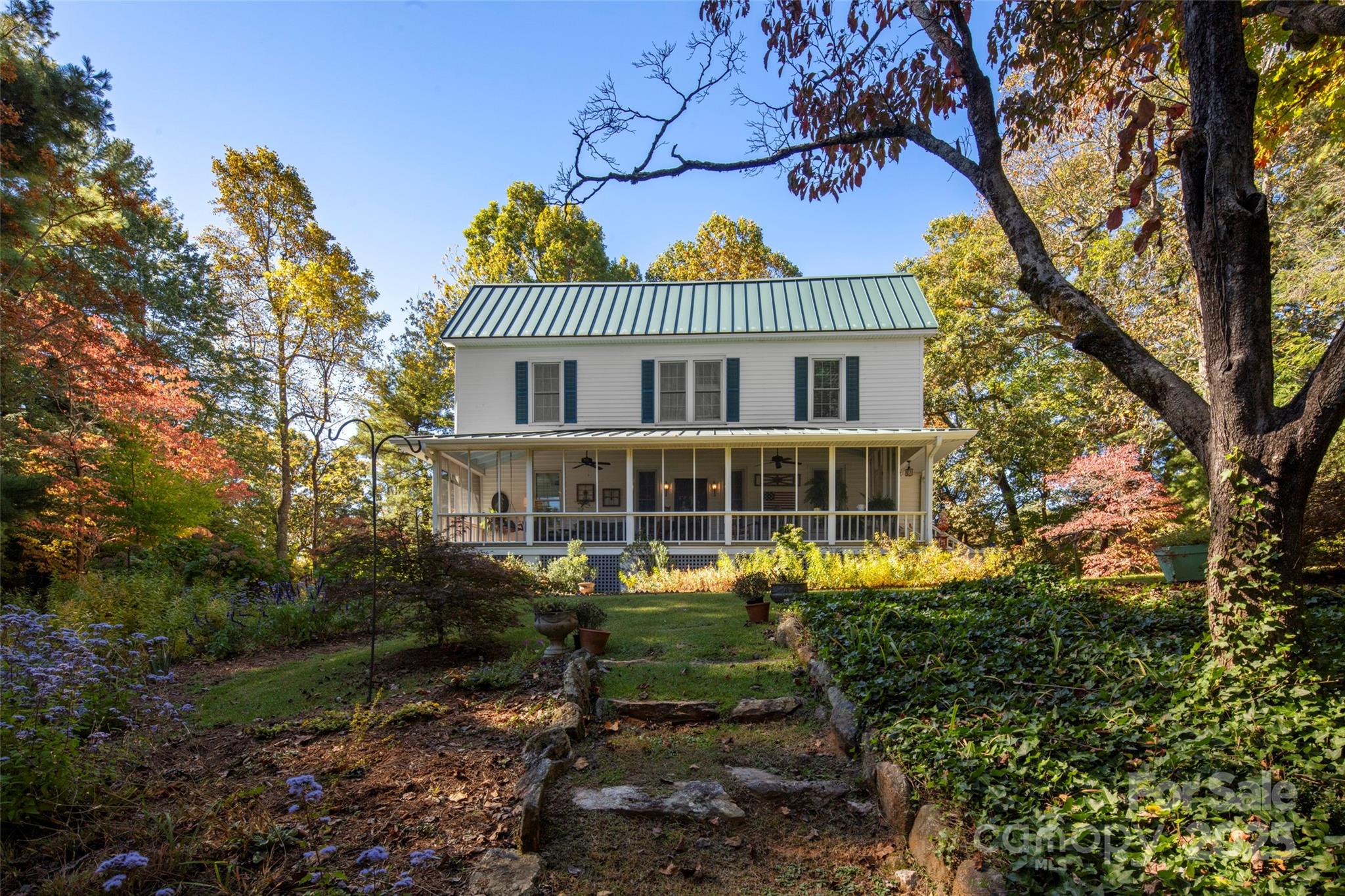 35 Towhee Lane, Saluda, NC. property listing photo
