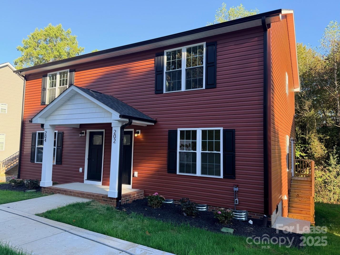 204 W 19th Street, Newton, NC. property listing photo