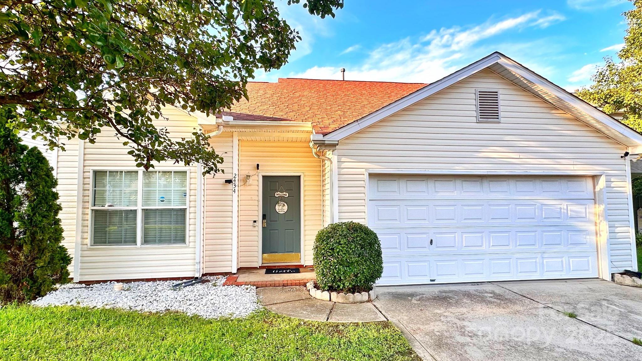 2434 Summer Meadow Court, Charlotte, NC. property listing photo