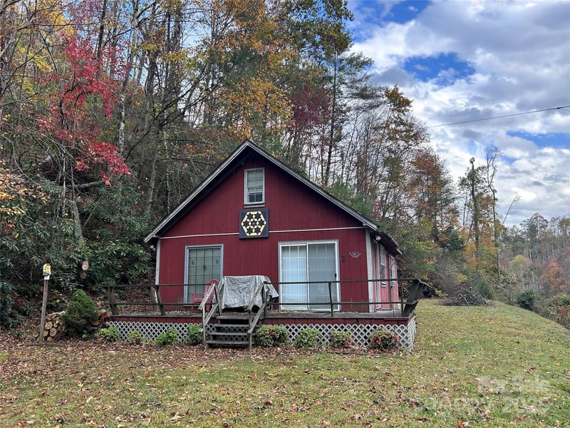 362 Melton Branch Road A1-A6, Bakersville, NC - 2 beds, 1.5 baths, 751 sqft - $155,000