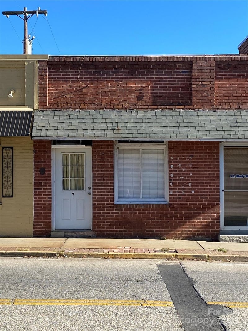 7 Liberty Street E, York, SC - 1 bath - $115,000