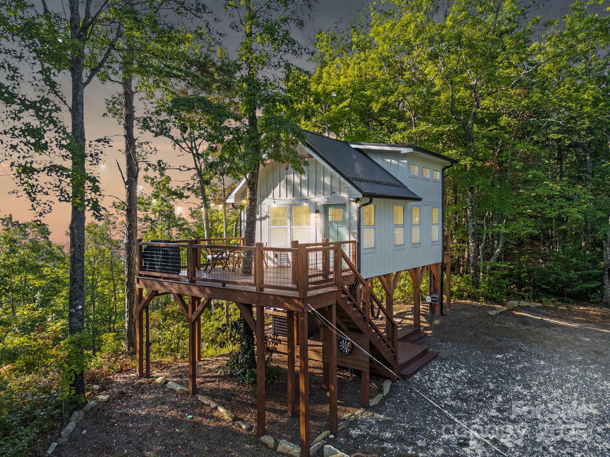800 Old Cherryfield, Rosman, NC. property listing photo