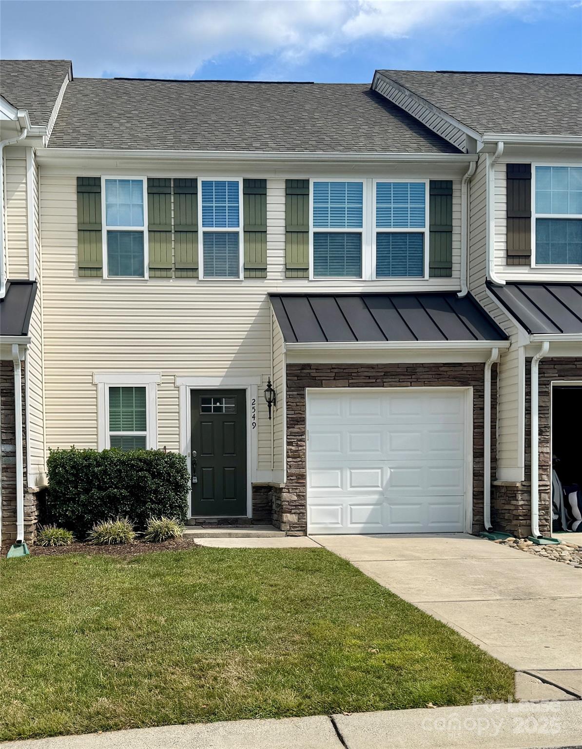 2549 SILVERTHORN Drive, Charlotte, NC. property listing photo