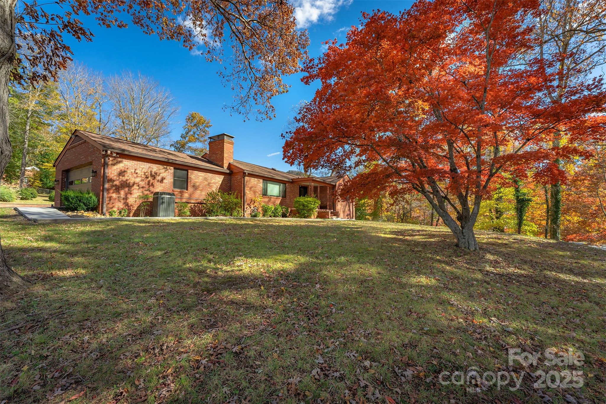 108 Hill, Black Mountain, NC. property listing photo