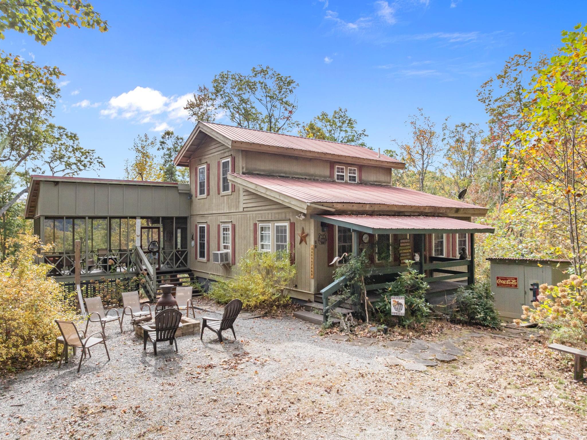 38 Buzzards Rest Trail Apt 7, Saluda, NC. property listing photo