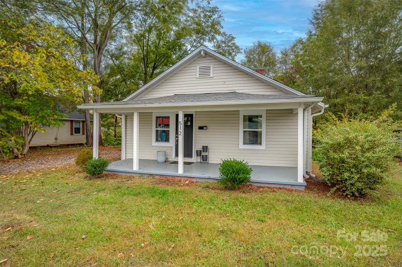 512 Spindale Street, Spindale, NC - 2 beds, 1 bath, 952 sqft - $159,900