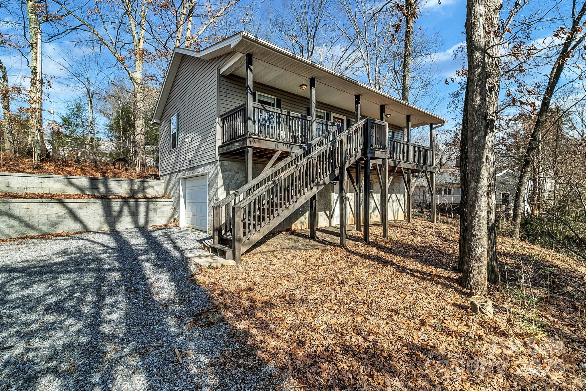 10 Harrisland Drive, Asheville, NC. property listing photo