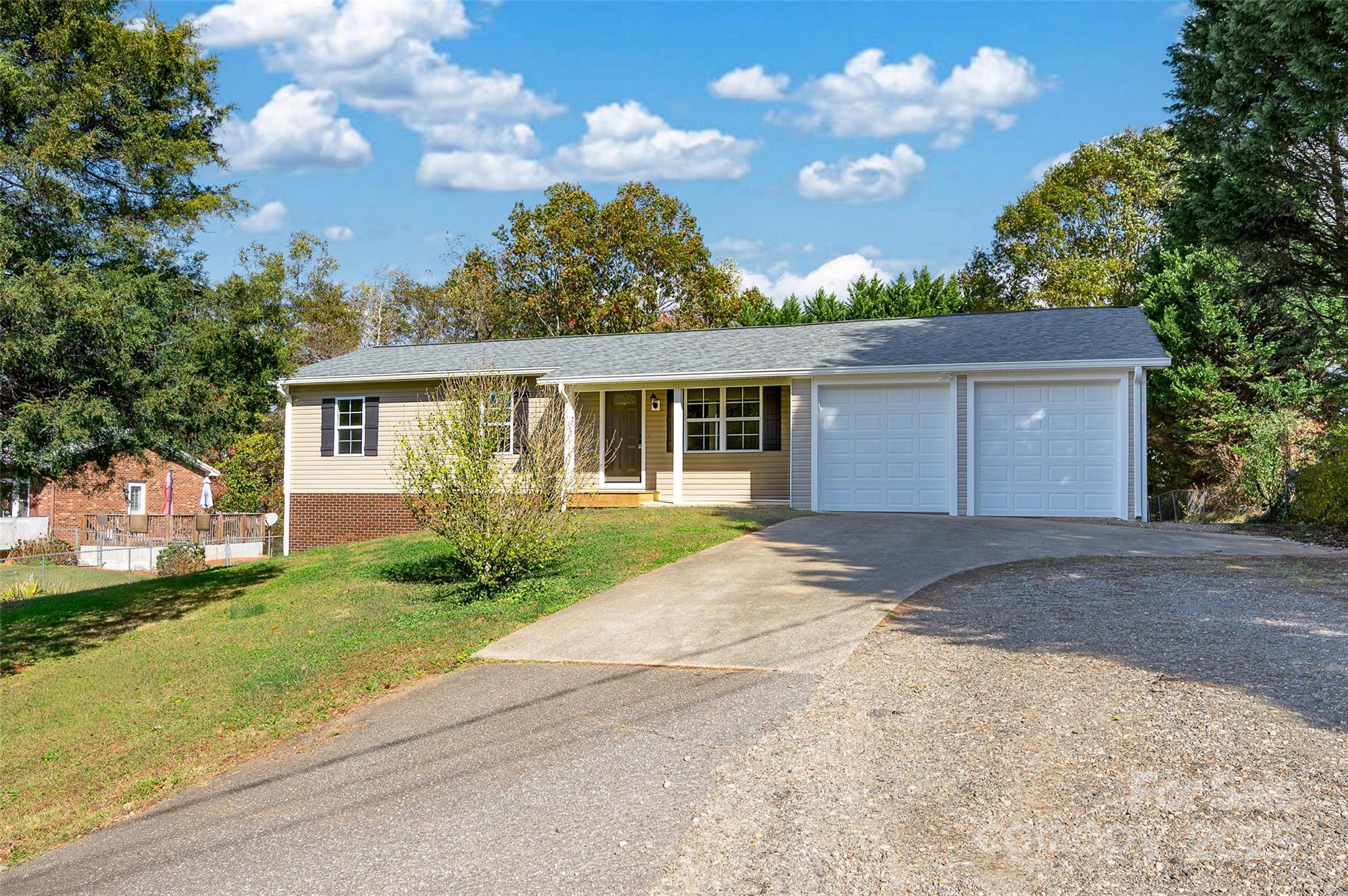 2422 Messer, Valdese, NC. property listing photo