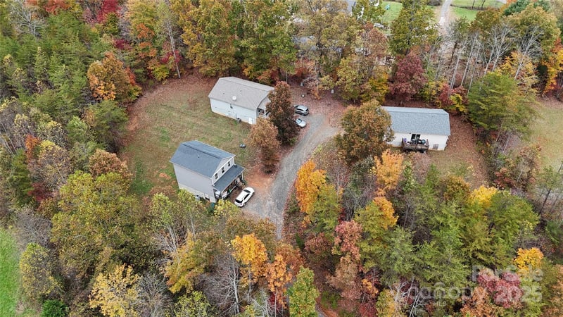 117 Tomato Town Road, Leicester, NC - 9 beds, 6.5 baths, 3,822 sqft - $950,000