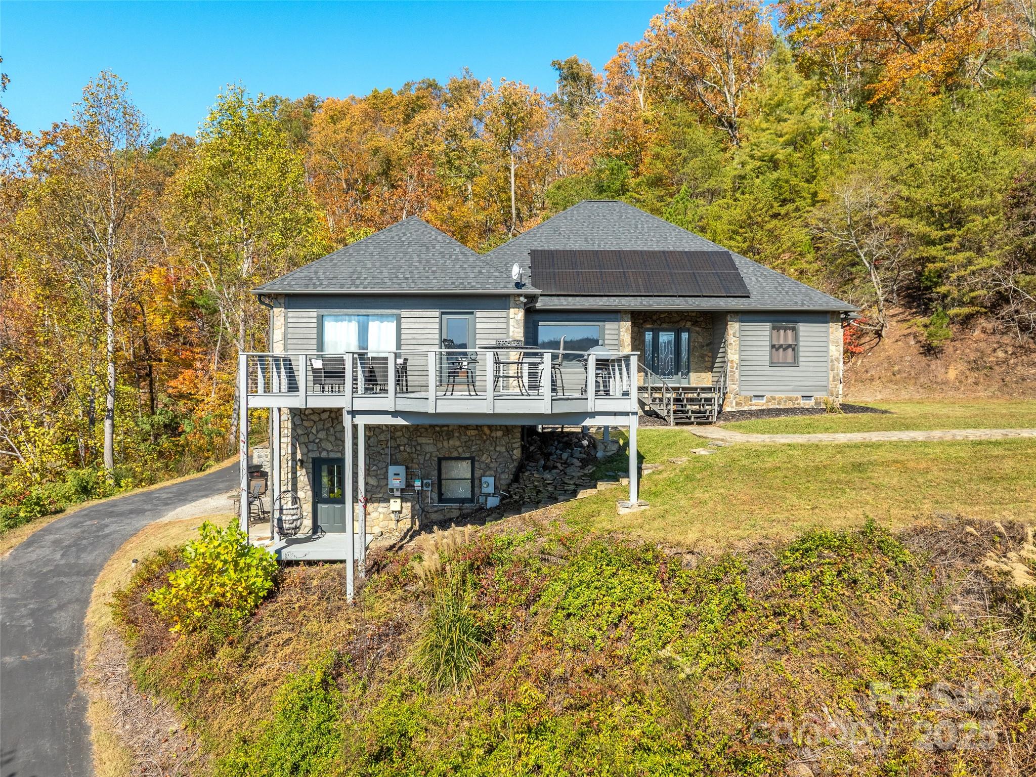 21 Flicker Trail, Weaverville, NC. property listing photo