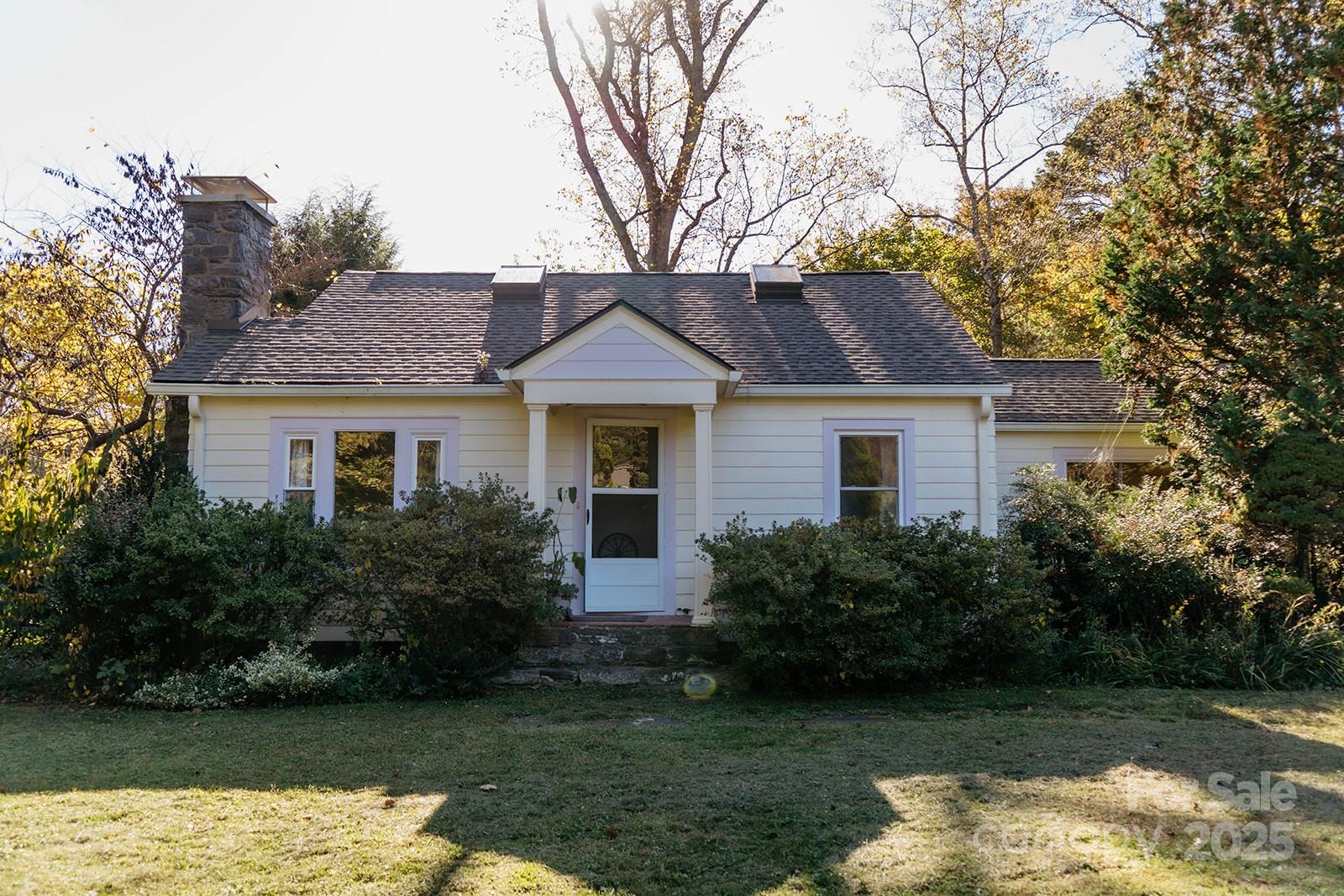 95 Aurora Drive, Asheville, NC. property listing photo
