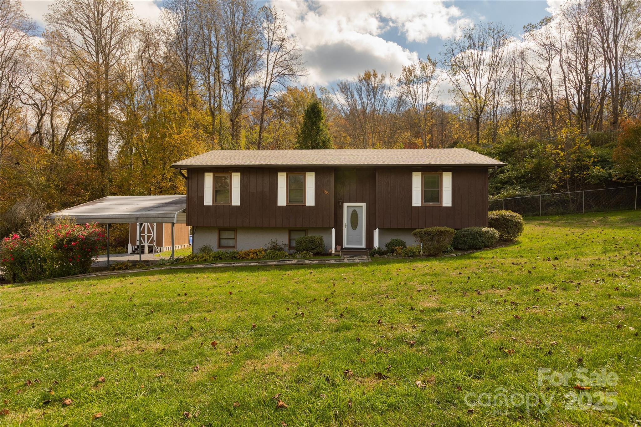 186 Brookshire, Leicester, NC. property listing photo