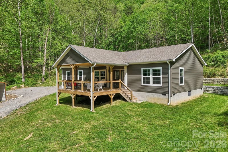 590 Willow Lane, Marshall, NC - 3 beds, 2 baths, 1,800 sqft - $875,000