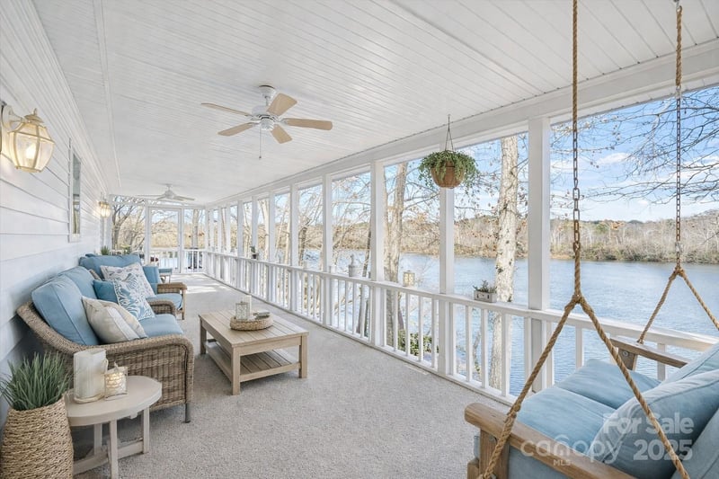 6072 Lookout Heights, Claremont, NC - 3 beds, 2 baths, 1,302 sqft - $449,000
