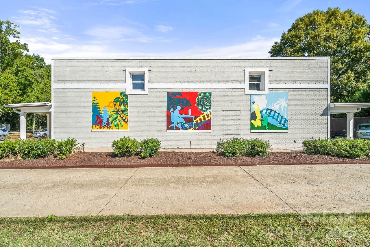 604 E Iredell Avenue Apt 8, Mooresville, NC. property listing photo