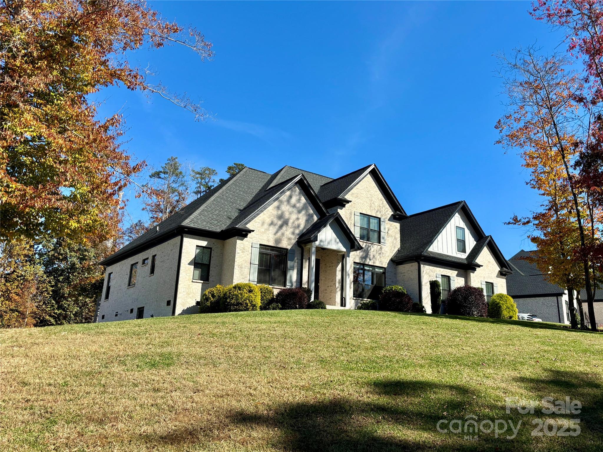 108 41st Avenue NW, Hickory, NC. property listing photo