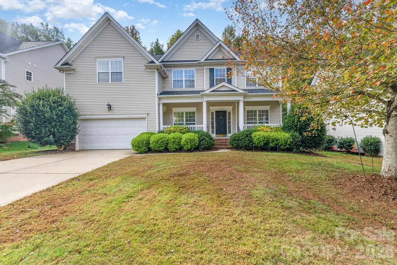 14333 Maclauren Lane, Huntersville, NC - 4 beds, 3 baths, 2,849 sqft - $475,000